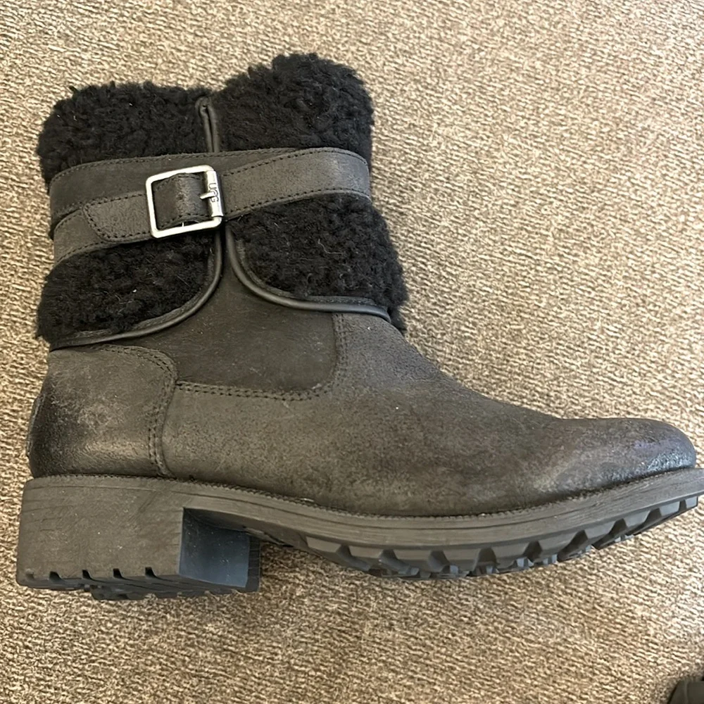 UGG BLAYRE III LEATHER WOOL BLACK FULLY LINED ANKLE MID ZIP BOOTS SIZE‎ 6…